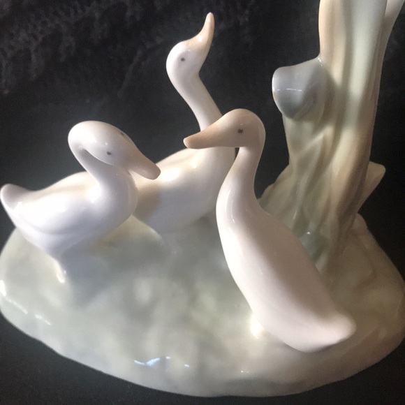 RETIRED… LLADRO NAO PORCELAIN 3 GEESE FIGURINE - Picture 3 of 5